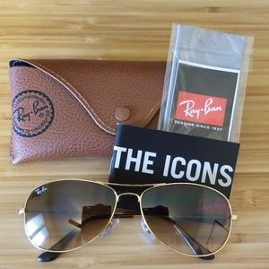 Ray-Ban Cockpit sunglasses with gold frames